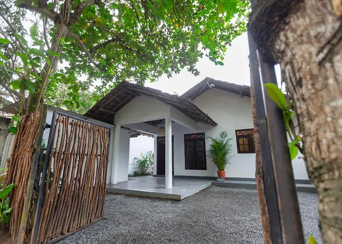 Coconut Cottage - Hiriketiya Beach